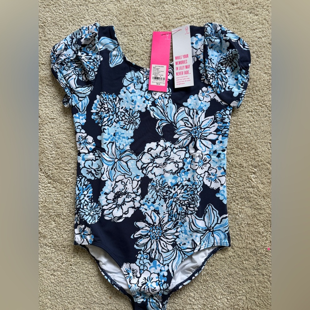 Lilly Pulitzer BNWT girls bathing suit sz8
